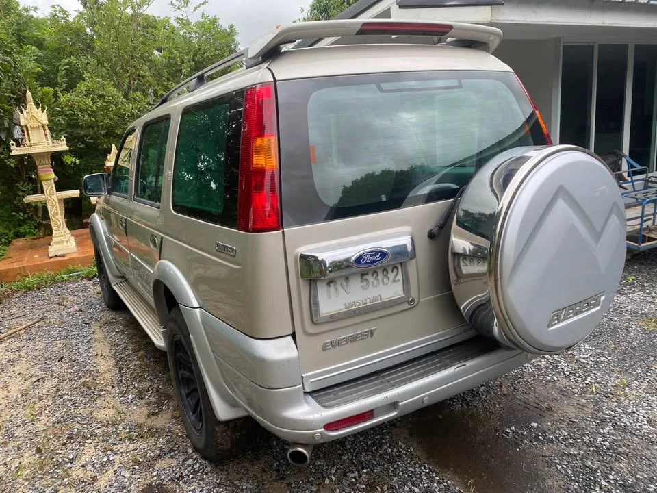 2005 Ford Everest I 2