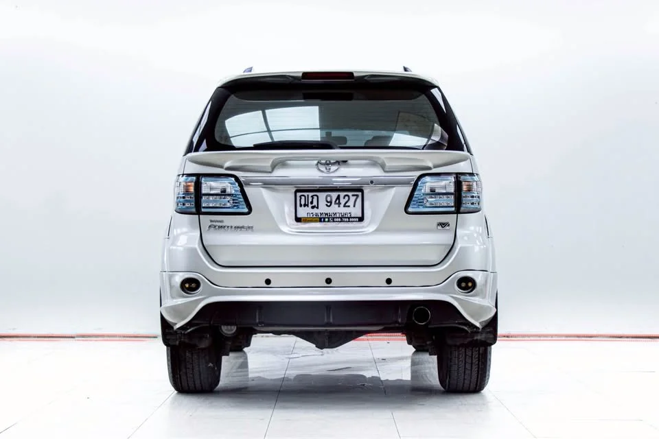 2008 Toyota Fortuner I 3