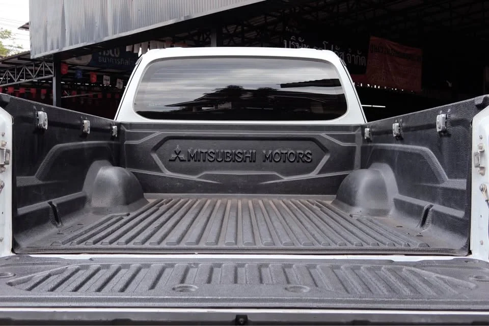 2018 Mitsubishi Triton V 2