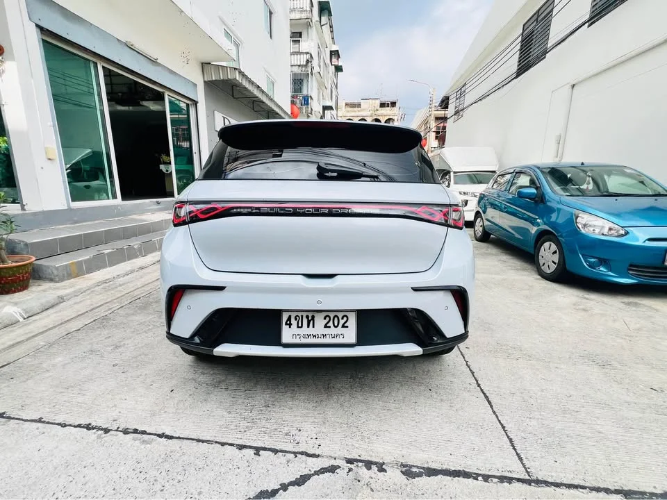 2023 BYD Dolphin 2