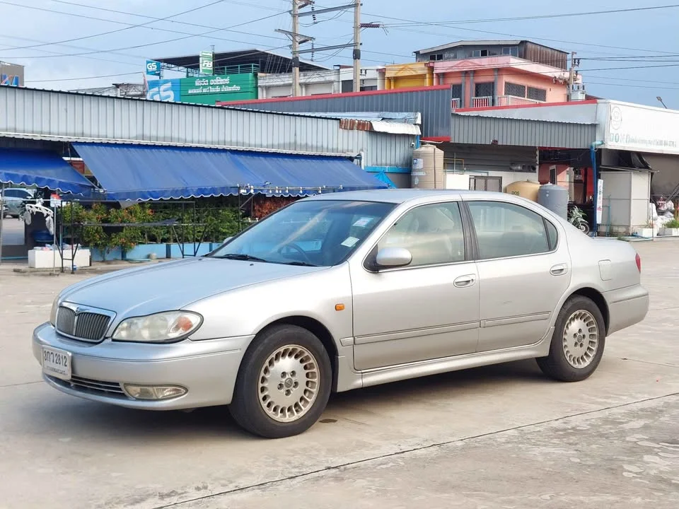 2002 Infiniti I30-35 A33 3