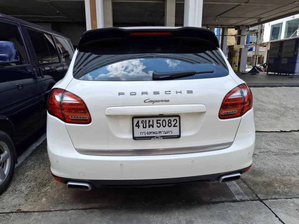 2010 Porsche Cayenne II 2