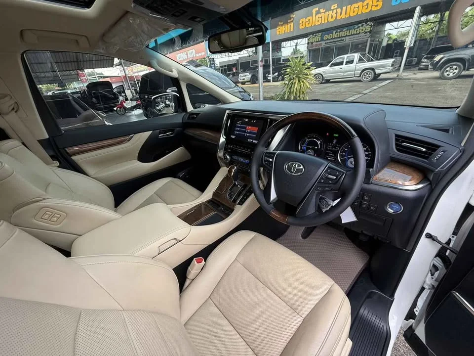 2016 Toyota Alphard, Vellfire III (AH30) 3