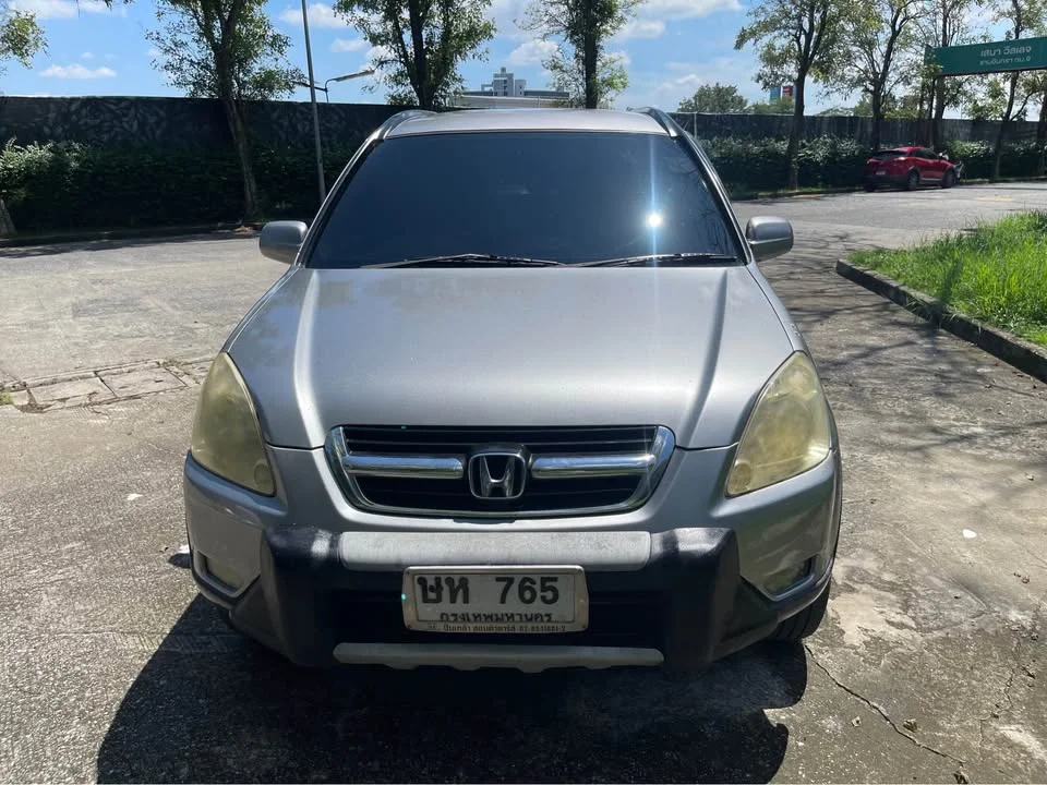 2004 Honda CR-V II 3