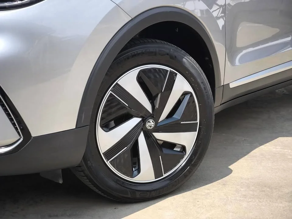 2023 MG ZS 2