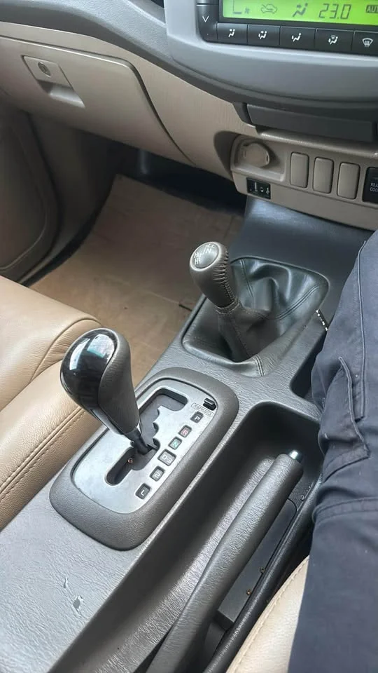2012 Toyota Fortuner I 3