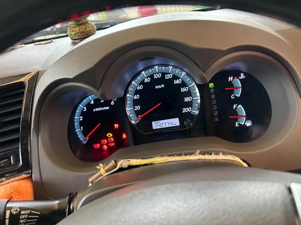 2012 Toyota Fortuner I 2