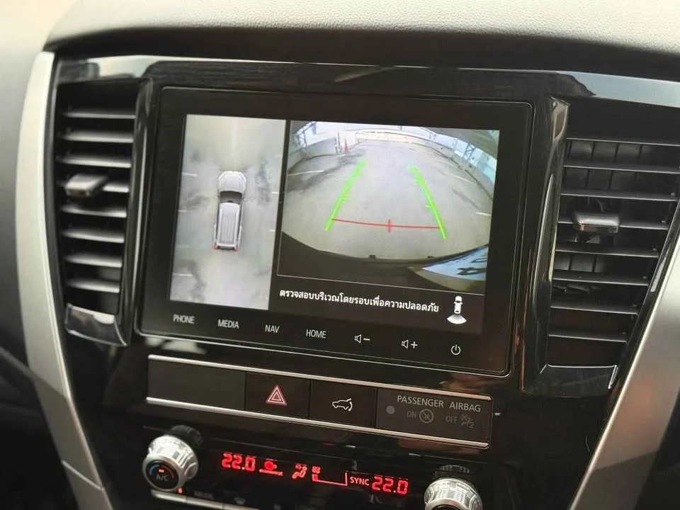 2023 Mitsubishi Pajero Sport III 2