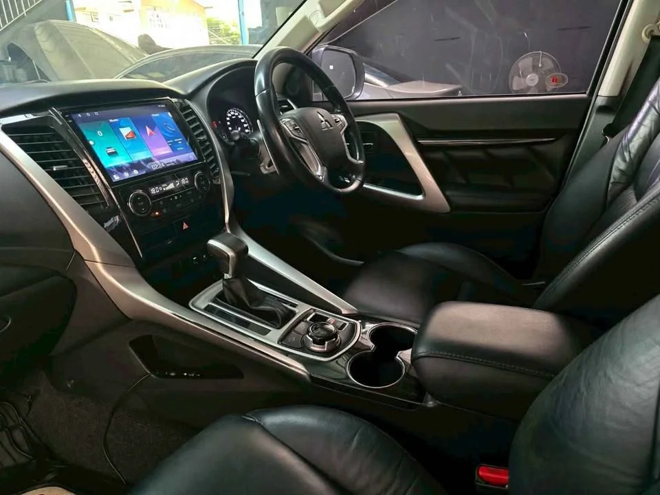 2015 Mitsubishi Pajero Sport III 2