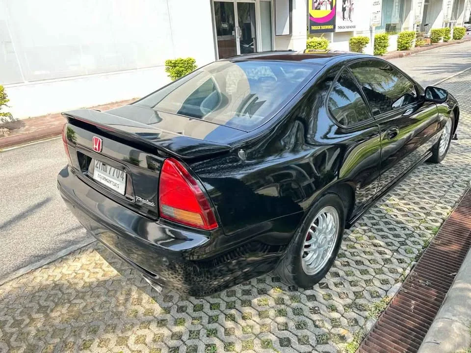 1994 Honda Prelude IV 2