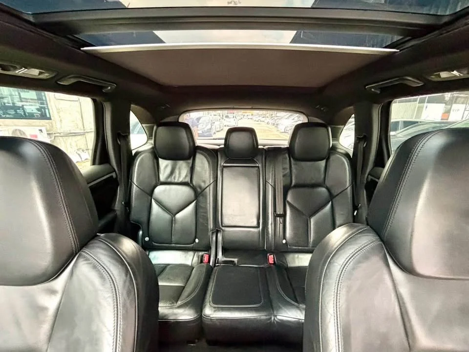 2011 Porsche Cayenne II 2