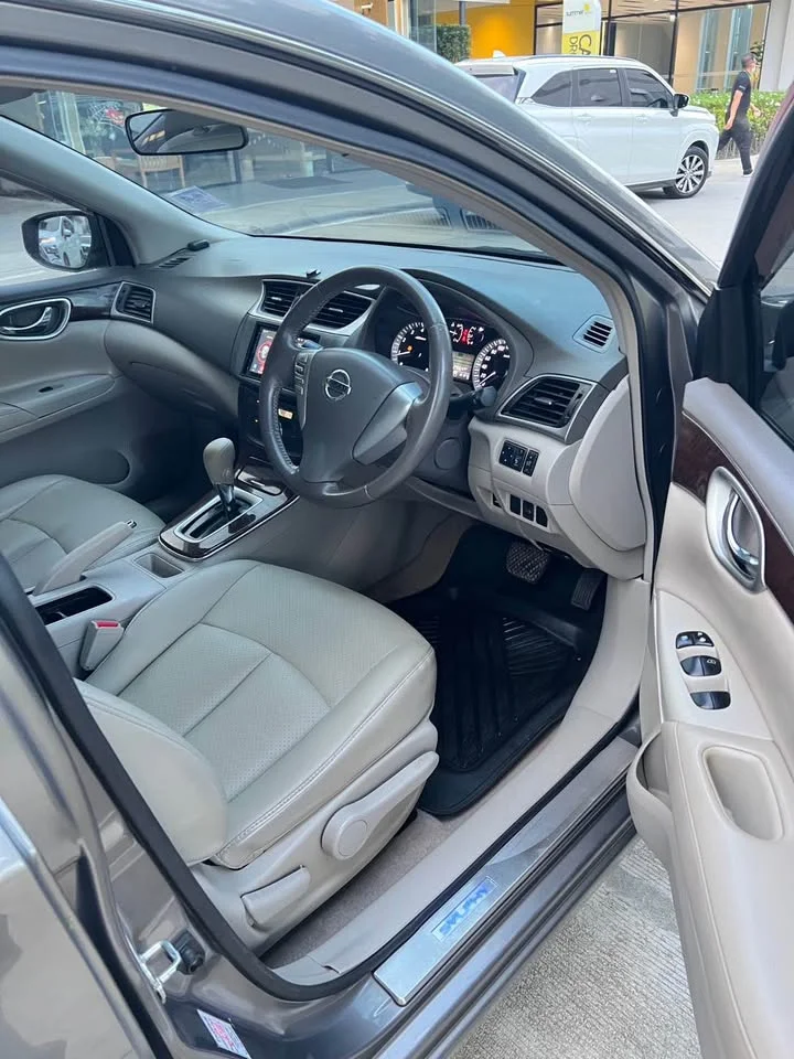 2013 Nissan Sylphy III (B17) 3