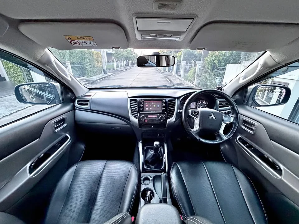 2018 Mitsubishi Triton V 3