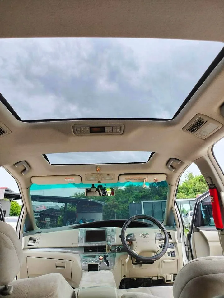 2006 Toyota Estima III 2