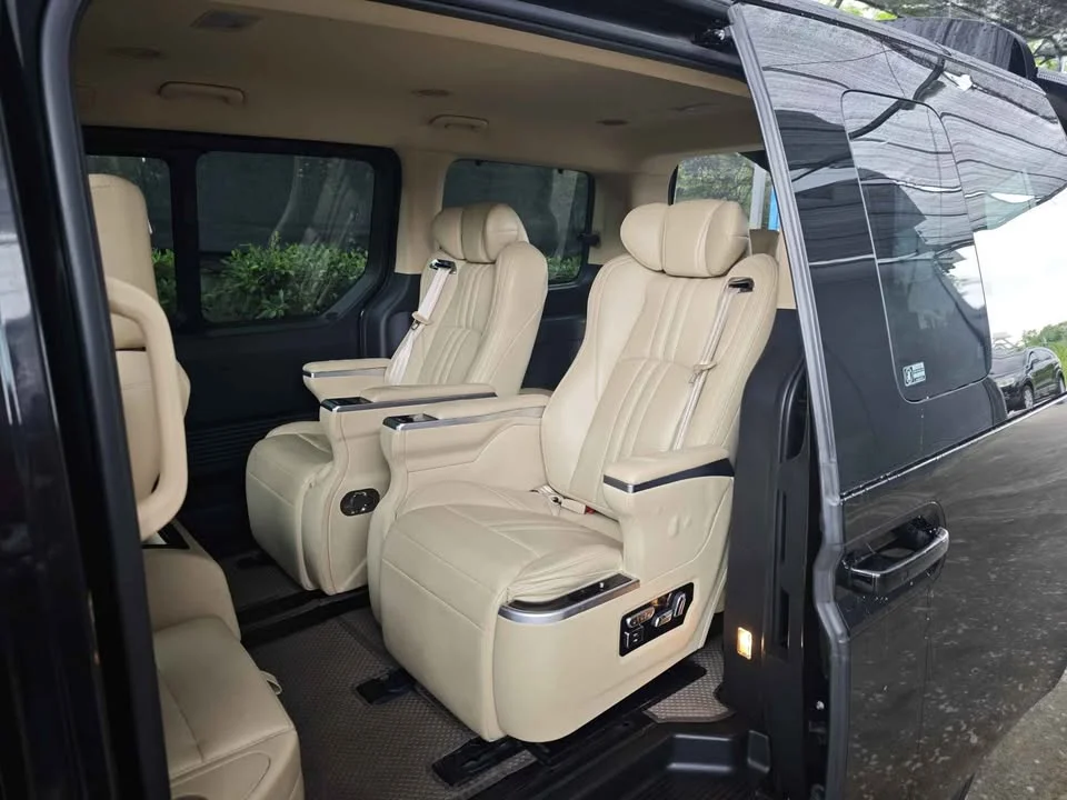 2021 Hyundai Staria US4 3