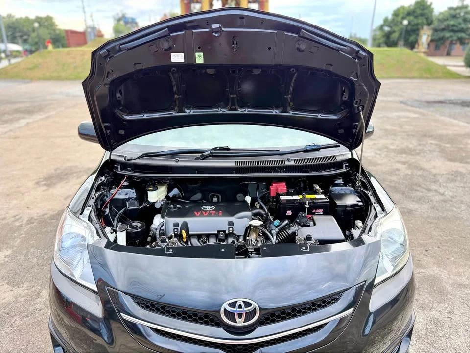 2010 Toyota Vios II 2