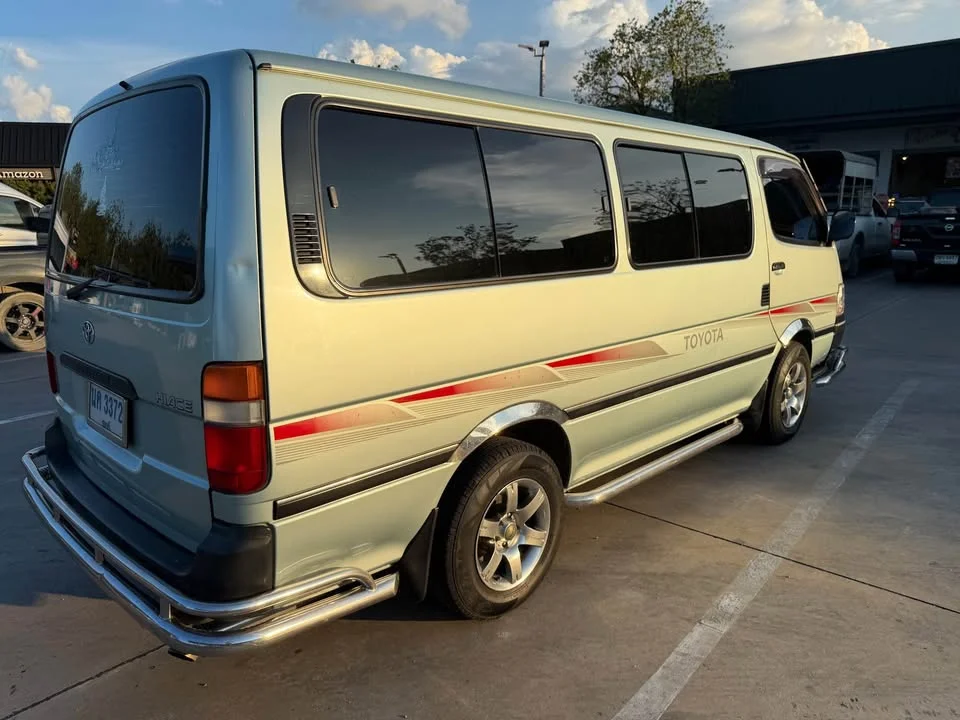 2002 Toyota Commuter IV (H100) 2