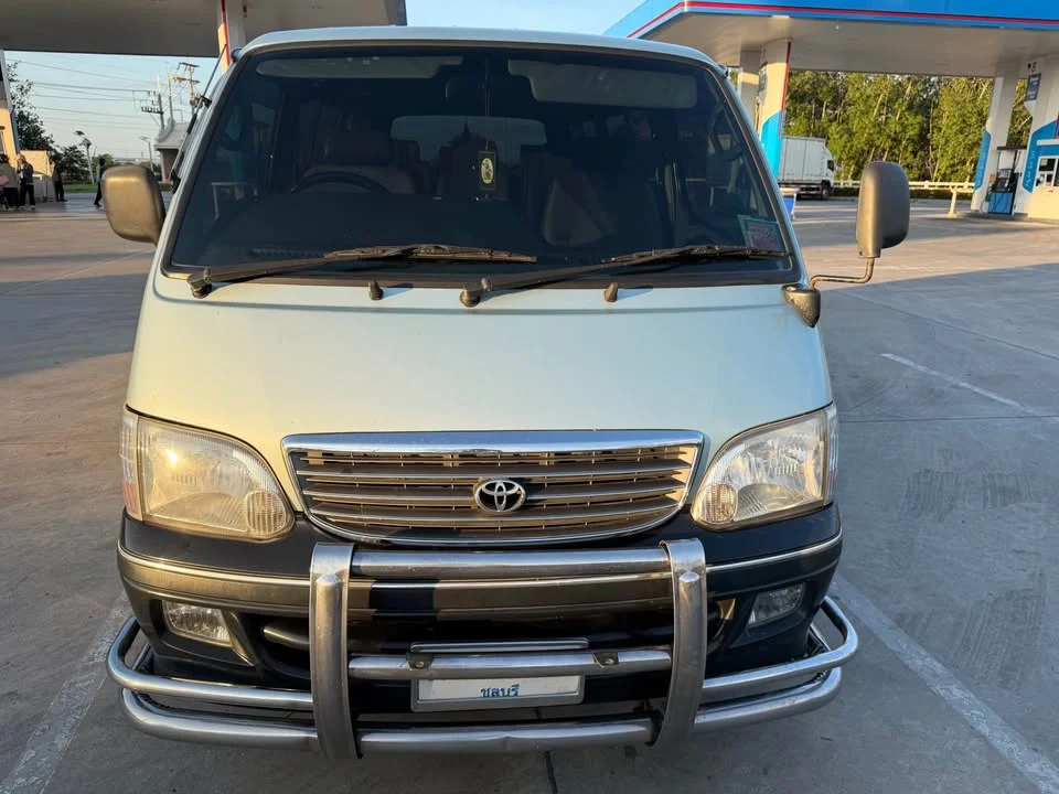 2002 Toyota Commuter IV (H100) 3