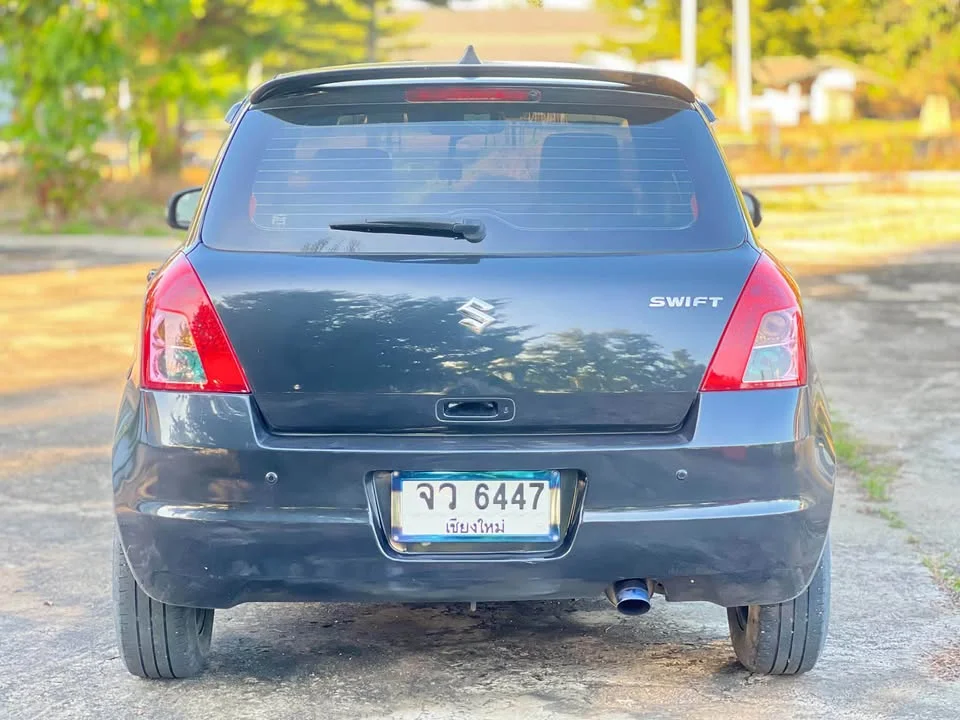 2011 Suzuki Swift I 2