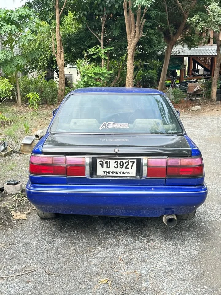 Toyota Corolla Altis VI (E90) 3