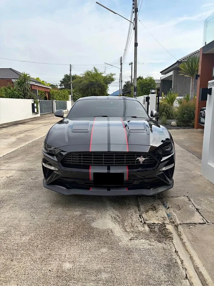 2020 Ford Mustang VI 2