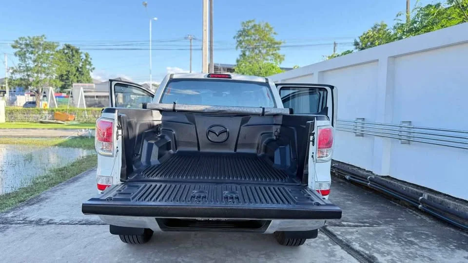 2012 Mazda BT-Series II 2