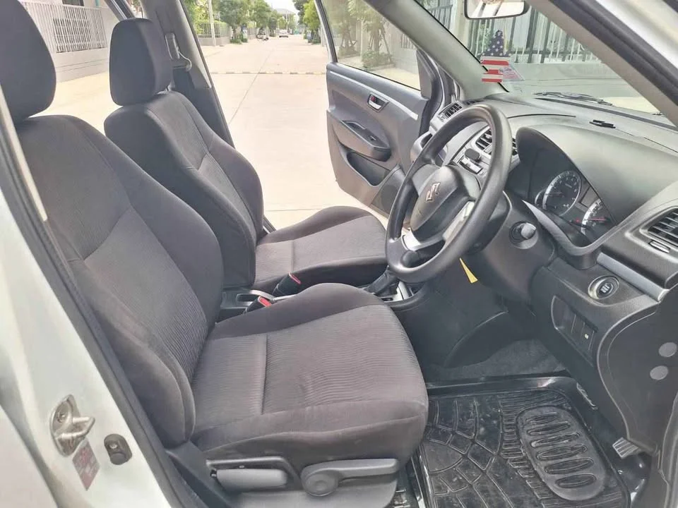 2014 Suzuki Swift II 2