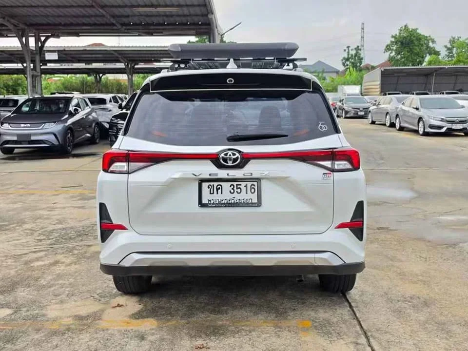 2023 Toyota Veloz III 3