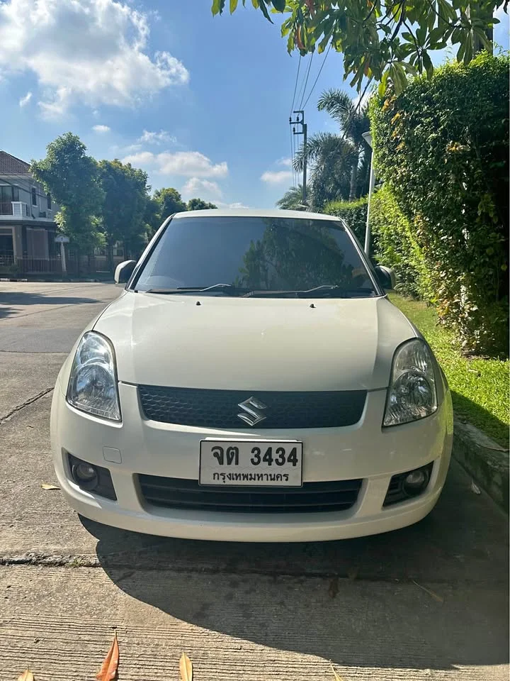 2012 Suzuki Swift I 3
