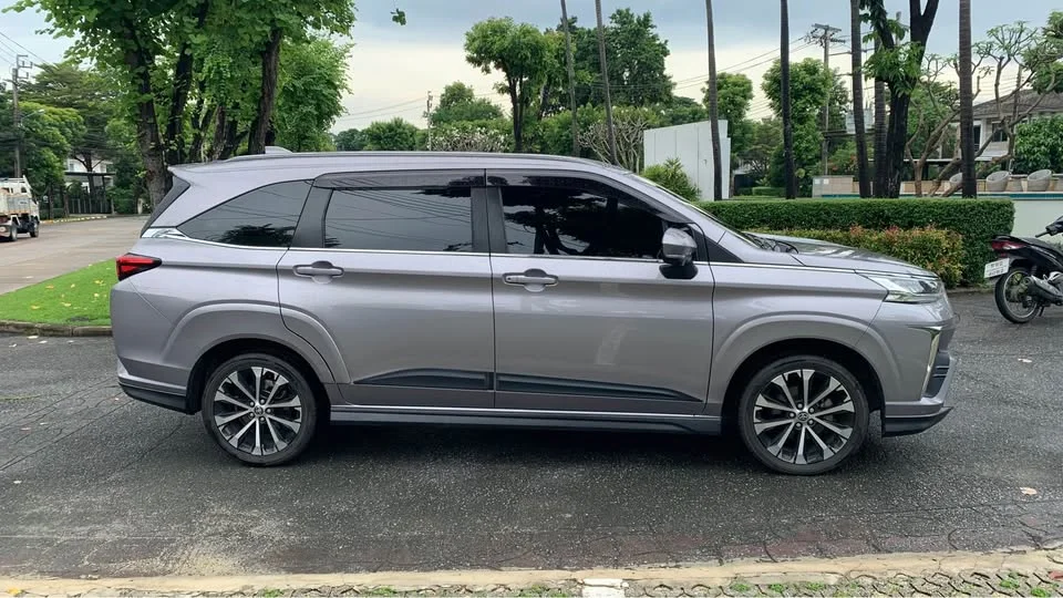 2023 Toyota Veloz III 3