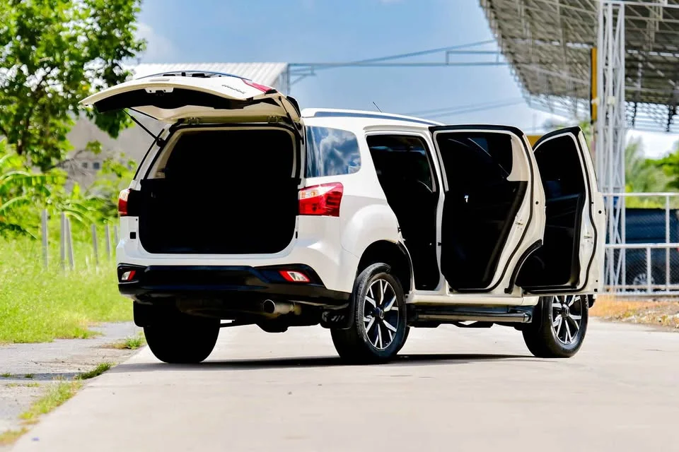 2019 Isuzu MU-X I 3