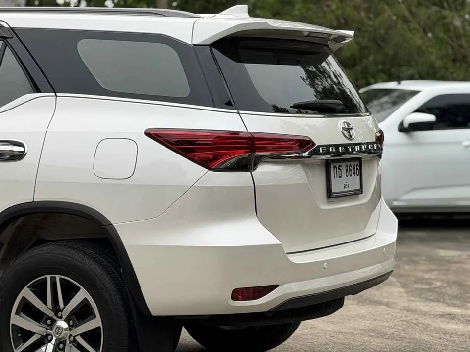 2018 Toyota Fortuner II 2