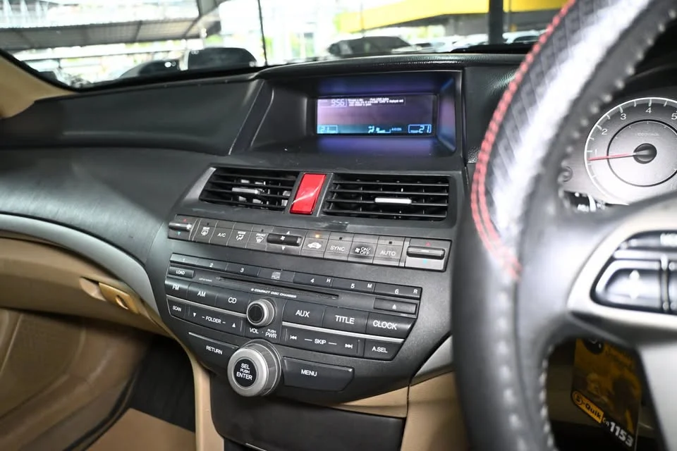 2011 Honda Accord VIII 2