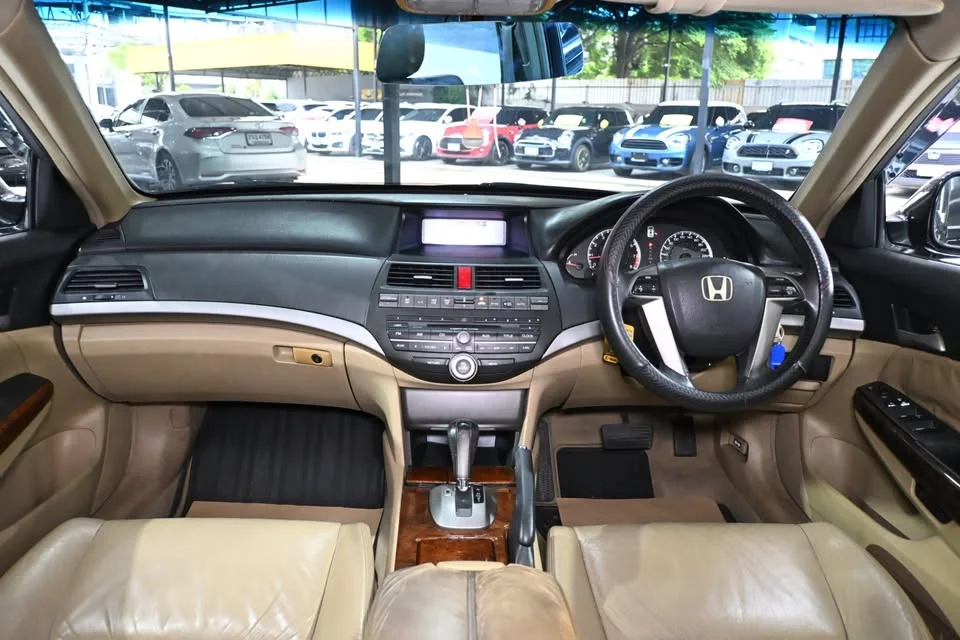 2011 Honda Accord VIII 3