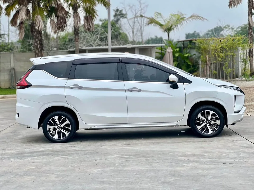 2019 Mitsubishi Xpander I 3