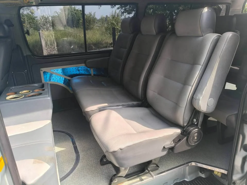 2002 Toyota Commuter IV (H100) 3