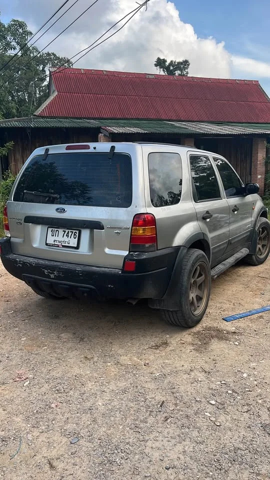 2003 Ford Escape I 3