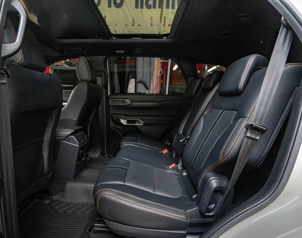 2023 Ford Everest III 2