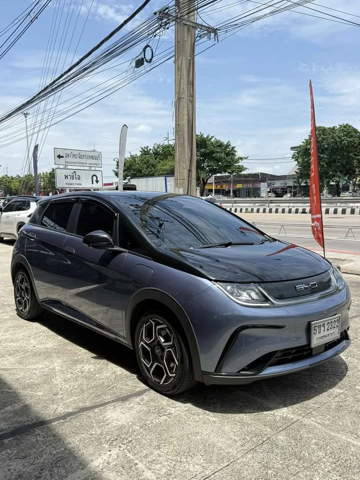 2023 BYD Dolphin 2