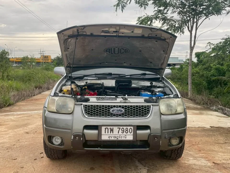 2004 Ford Escape I 3