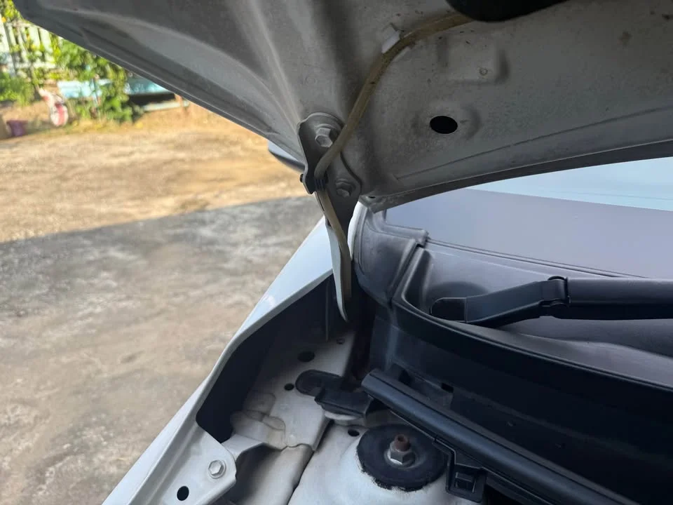 2015 Toyota Yaris III 2