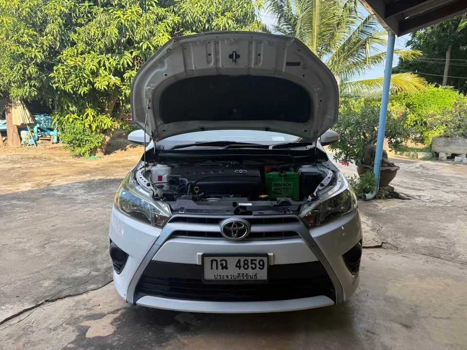 2015 Toyota Yaris III 3