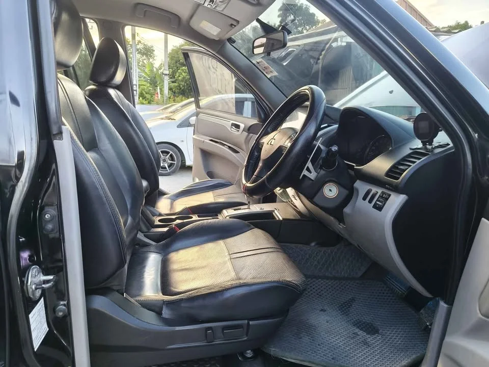 2013 Mitsubishi Pajero Sport II 3