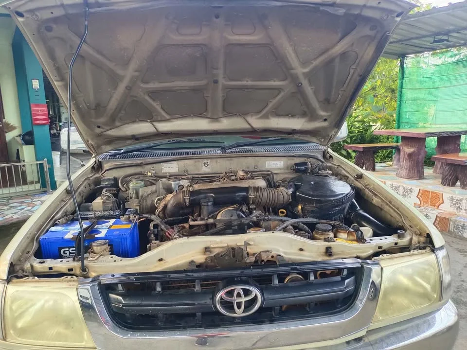 2004 Toyota Hilux Tiger VI 3