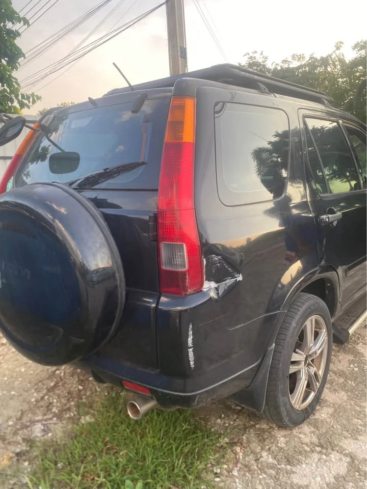 2003 Honda CR-V II 3