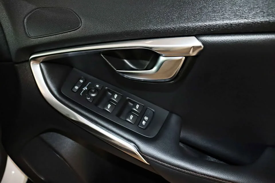 2014 Volvo V40 II 2