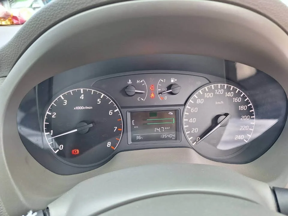 2012 Nissan Sylphy III (B17) 2