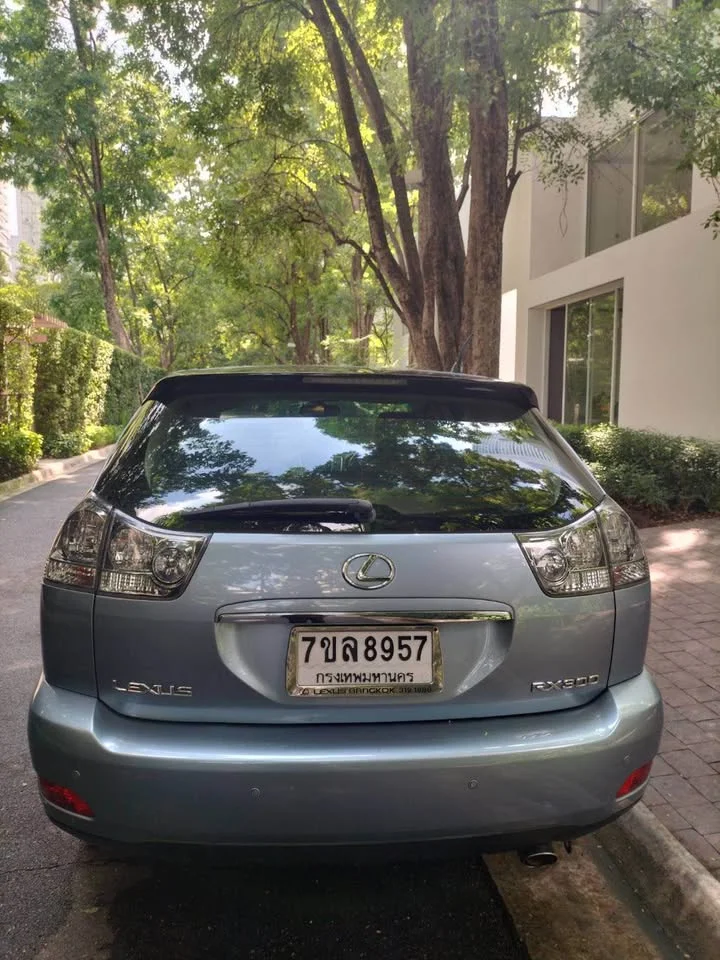2004 Lexus RX II 3