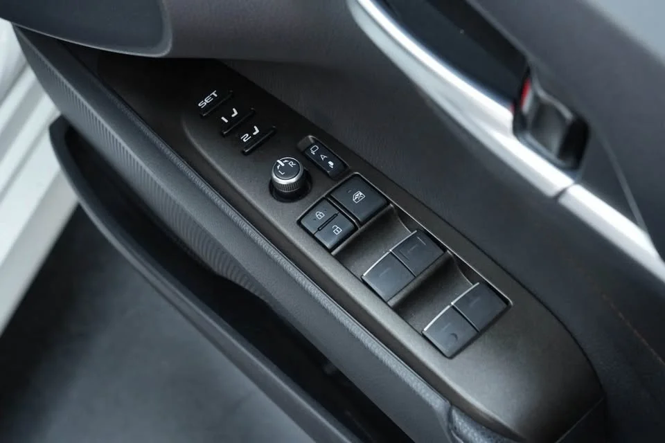 2022 Toyota Camry VIII (XV70) 3