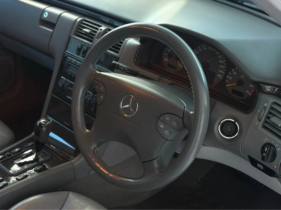 2001 Benz E-Class W210 3